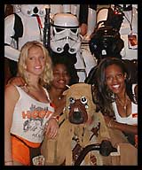 Hooters 3